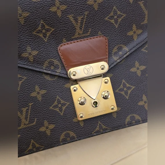 Louis Vuitton Monogram Concord Women's Handbag - Picture 9 of 17